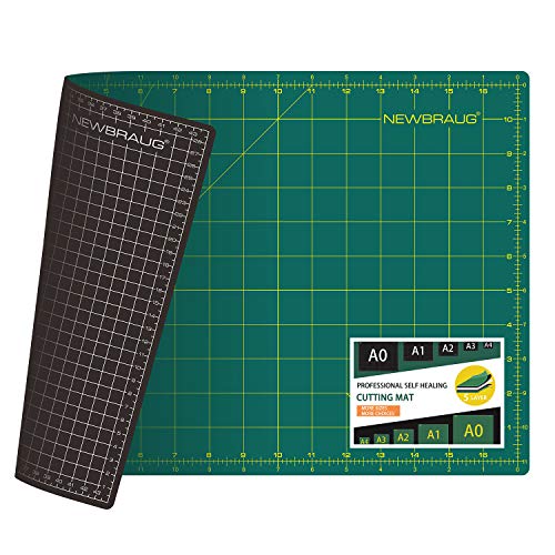 NEWBRAUG 12'' × 18'' Durable Self Healing Cutting Mat, Double Sided 5-Ply PVC Cutting Board, for Quilting, SewingArts, Craft, Fabric & Scrapbooking(Green/Black)