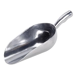 12 Ounce Bar Ice Scoop, Dry Bin Scoop, Dry Goods Scoop, Candy Scoop, Spice Scoop, Aluminum by Royal Industries, ROY SA 12, Commercial Grade