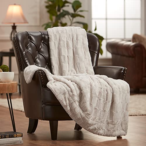 Chanasya Embossed Faux Fur Throw Blanket Super Soft, Lightweight