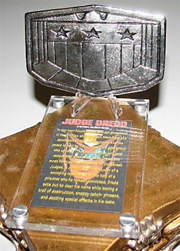 Reel Art Judge Dredd, Flat Buckle, Solid Metal Silver