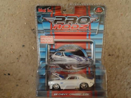 Pro Rodz Maisto Blue 1971 Chevy Camaro Z/28 1:64 Scale Die Cast Car