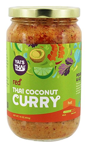 Yai's Thai Red Coconut Curry Sauce 16 Ounce Jar