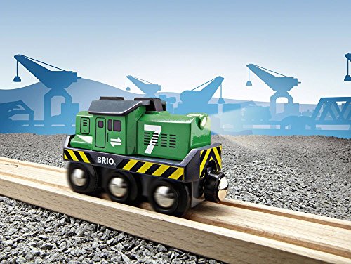 BRIO World Freight Battery Engine - Battery-Operated Toy Train for Wooden Tracks - Powerful Motorized Train Engine Pulls The Longest Sets - Works with All Railway Sets - Ages 3 & Up