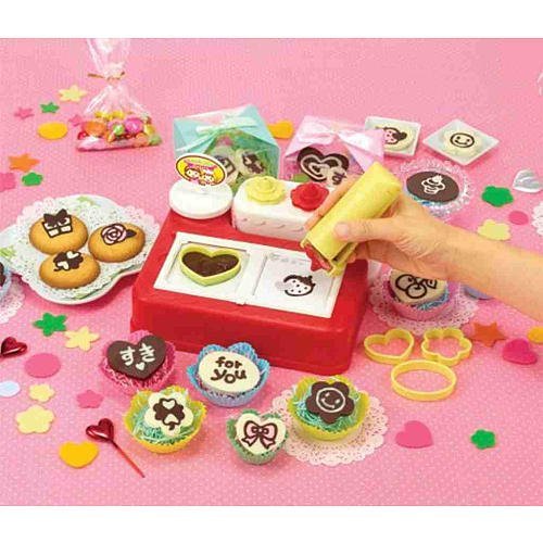 Chef kids chocolate art