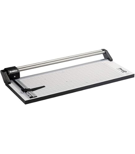 ロータトリム Rotatrim M18 ロータリーペーパーカッター Amazon.com : Rotatrim M18 Professional 