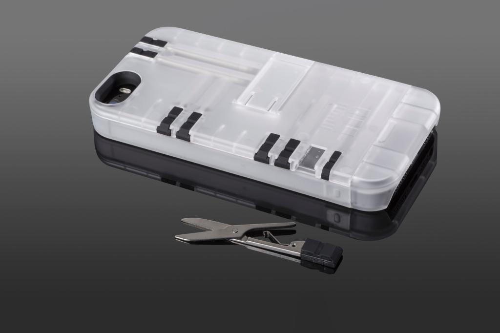 IN1 Multi Tool Case for iPhone 5 Retail Packaging Black