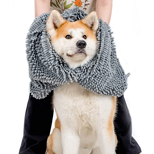 ThinkPet Absorbent Dog Towel, Pet Towel with Hand Pockets, Chenille Microfiber Shammy Dog Towels For Drying, Machine Washable Indoor Outdoor 31