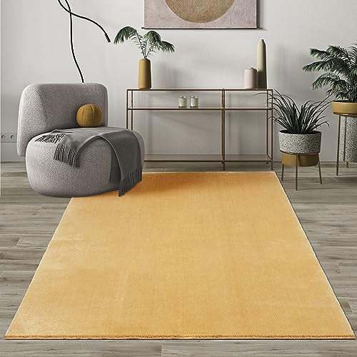 Mia's Teppiche Comfort Moderner Flauschiger Kurzflor Teppich, Anti-Rutsch Unterseite, Waschbar bis 30 Grad, Super Soft, Felloptik, Gold, 80 x 150 cm