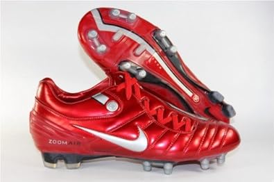 total 90s soccer cleats