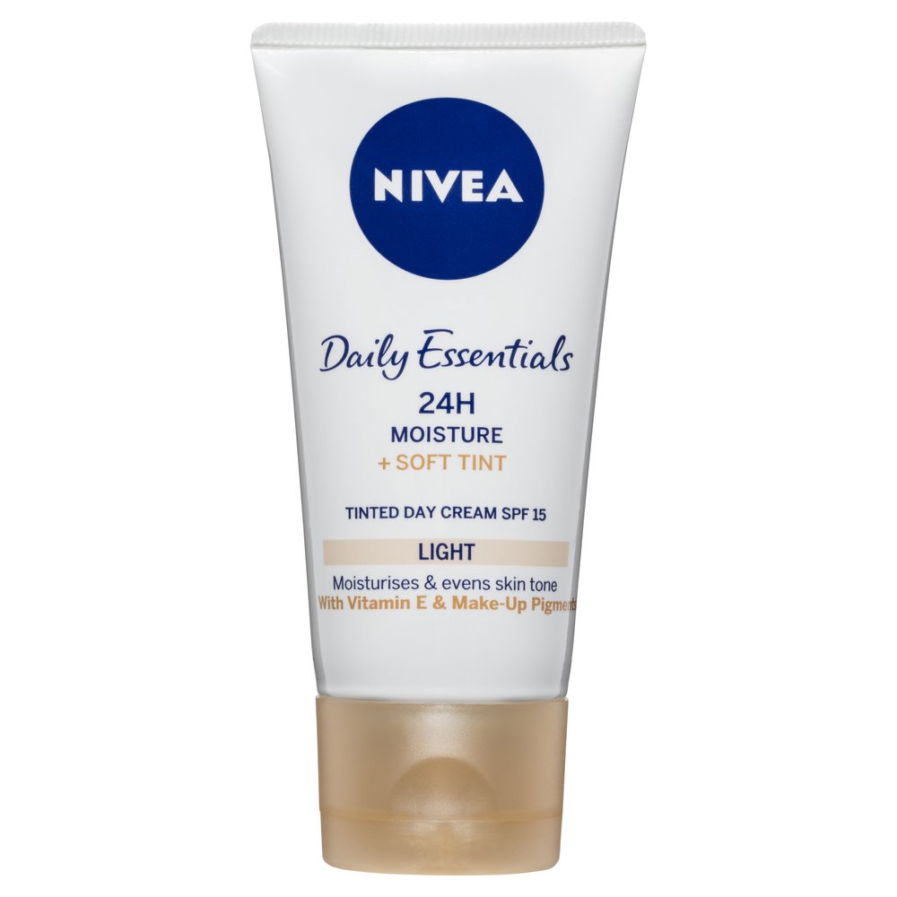 nivea tinted moisturising day cream