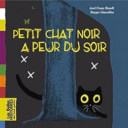 Petit chat noir a peur du soir