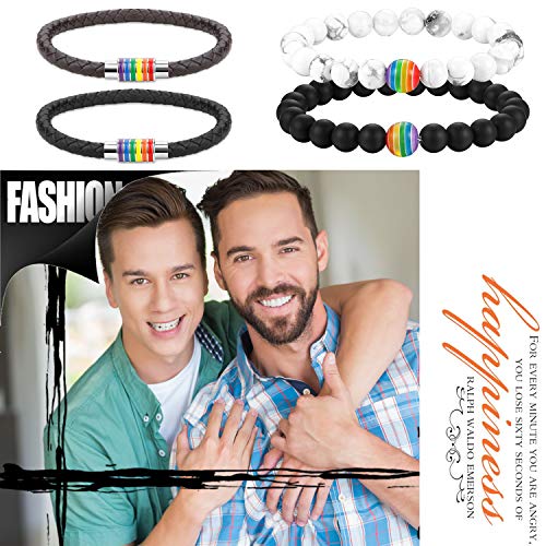 Coppia Lesbica Che Si Bacia Di Fronte Al Mare Fotografia Stock - Foto 8