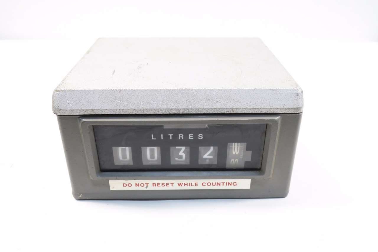 VEEDERROOT 788700 040 METER REGISTER D529347 Industrial