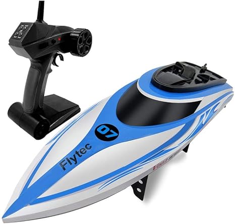 barco de juguete grande