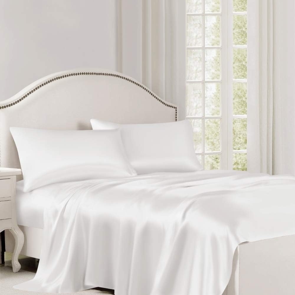 ElleSilk 100% Silk Flat Sheet, Silk Bed Sheet, 22 Momme, the Highest Grade Mulberry Silk, Natural Dye, Hypoallergenic, King 265 x 275 cm, White