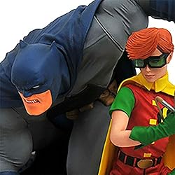 DIAMOND SELECT TOYS DC Gallery: The Dark Knight