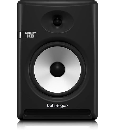 BEHRINGER K10S NEKKST サブウーファー Behringer Nekkst K10S 10 inch Powered Studio Subwoofer | Sweetwater