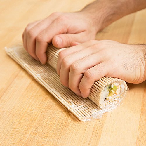 Rounded Bamboo Sushi Rolling Mat light brown