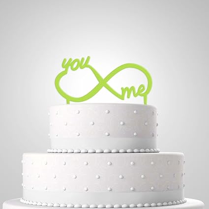 in due Tortendekoration zur Hochzeit 'Unendliche Liebe' grün