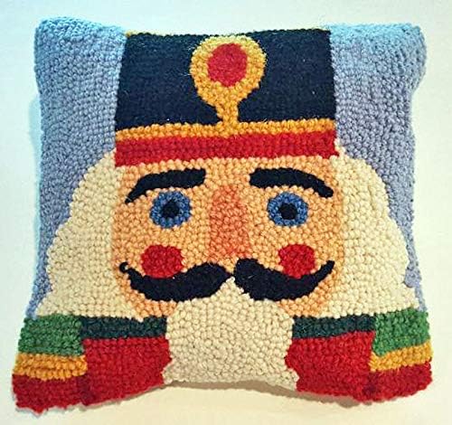 Amazon Com Peking Handicraft Christmas Nutcracker Soldier Mini