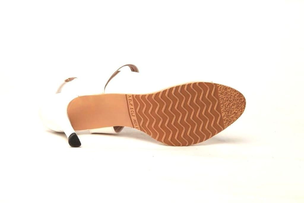 feel it women's leatherite block heels