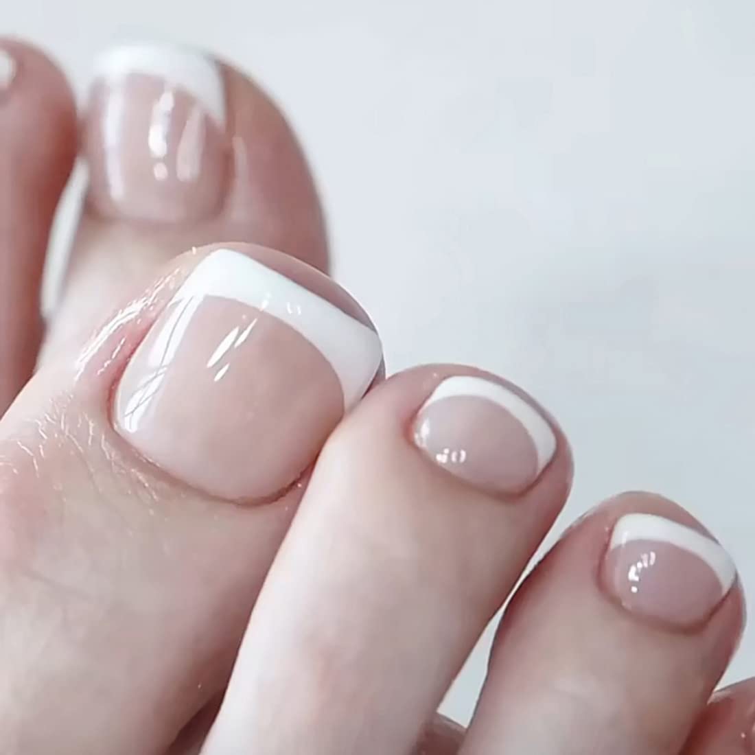 Cubahop 24pcs French Square Fake ToeNails Nude False Toenails Heart Love Glossy Toe Nail Tips for Women and Girls (Nude 1)