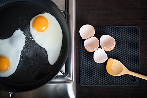 Q's INN Silicone Trivet Mats | Hot Pot Holder | Drying Mat. Our 7 in 1 Multi-Purpose Kitchen Tool is Heat Resistant to 440°F, Non-slip,durable, flexible easy to wash and dry and Contains 4 pcs. - Thumbnail 5