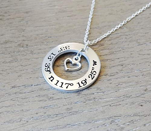 Coordinate Necklace // Personalized Latitude Longitude Necklace // Custom Keepsake Gift to Remember  - //coolthings.us