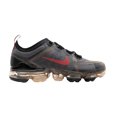 black and red vapormax 2019