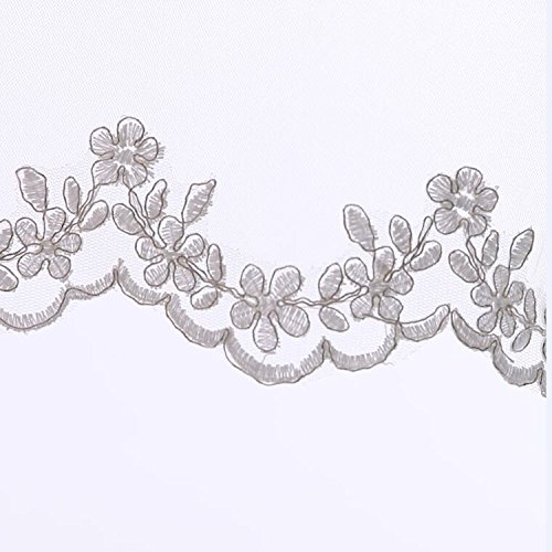 1 Tier Short Wedding Bridal Veil with Comb Lace Applique Edge Fingertip Length