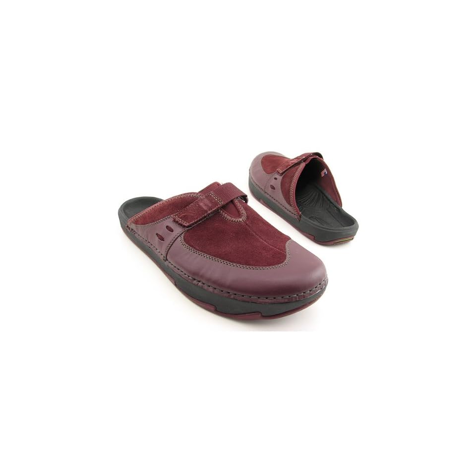 EARTH Exer Clog Burgundy Clogs Mules Shoes Womens 5 on PopScreen