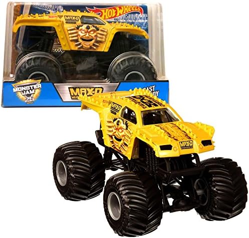 Hot Wheels Year 2017 Monster Jam 1:24 Scale Die Cast Metal Body Official Monster Truck Series - Gold Color Maximum Destruction MAX-D DWN90 with Monster Tires, Working Suspension and 4 Wheel Steering