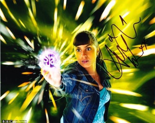 ANJLI MOHINDRA as Rani Chandra - The Sarah Jane Adventures GENUINE AUTOGRAPH