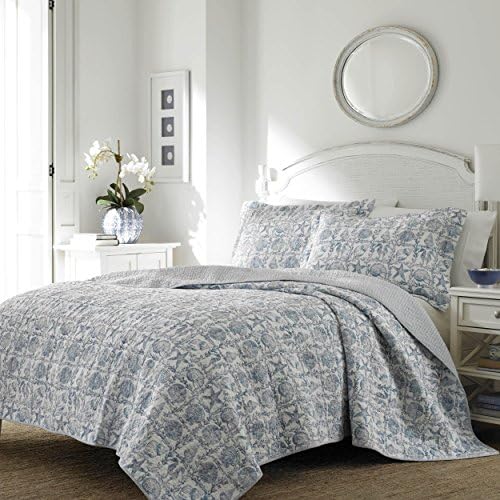 2 Piece Gorgeous Blue White Twin Quilt Set, Ocean Sea Themed Reversible Bedding Starfish Coral Seashell Beach Nautical Cottage Cabin Sealife Shabby Chic Coastal Sand Dollar Seahorse, Cotton