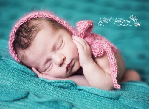 Girly Head Wrap Crochet Pattern - 6 Sizes Included