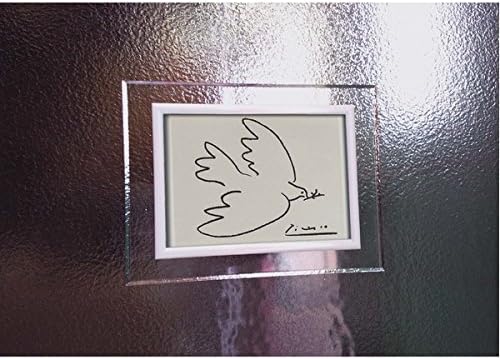 Amazon 太田アート 吸着タイプフォトフレームdx 写真立て ハガキサイズ 150 105mm対応 ピカソ 平和 化粧箱入り 日本製 フォトフレーム 通販