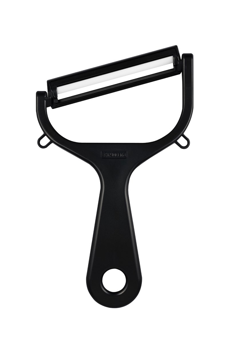 京セラ キャベツ ピーラー 日本製 皮むき器 ワイド刃 サビない お手入れ簡単 ブラック 切れ味が続く 金気をうつさない 除菌漂白 OK CWP-17BK Kyocera商品画像