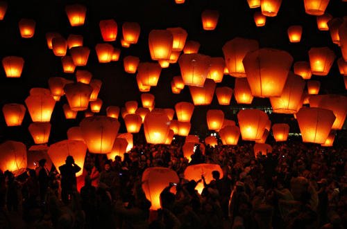 Leegoal 7 Pcs Sky Lanterns - Assorted Colors