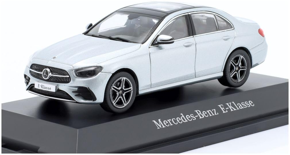 B66960498 1:43 E-Class AMG Line (W213) in Facelift High-Tech Silver - iScale Diecast Model Replica