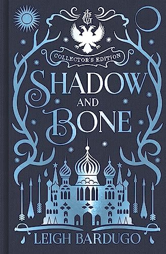 Amazon.com: Shadow and Bone (Grisha Trilogy): 9780606319034
