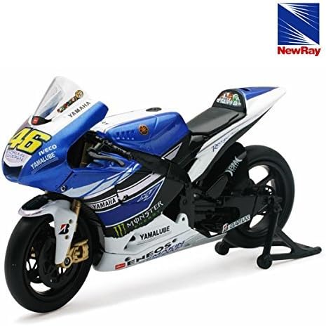 NewRay 1/12 Yamaha Factory Team 2013 YZR-M1 # 46 Valentino Rossi / bike / 1:12 / blue / Valentino Rossi