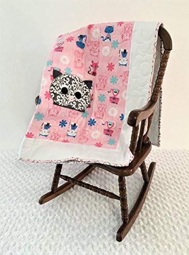Small Pink Cat Applique Quilt