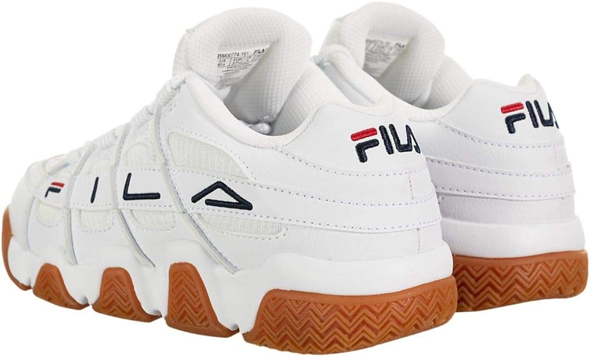 converse ripped jeans