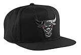 Mitchell & Ness Men's Chicago Bulls 72-10 Snapback Hat