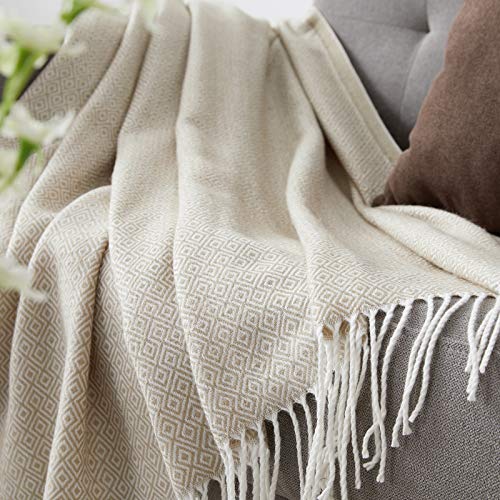 BOURINA Decorative Diamond Lattice Faux Cashmere Fringe Throw Blanket