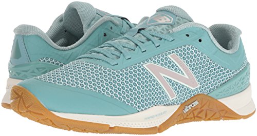 New Balance Women's Minimus 40 V1 Cross 