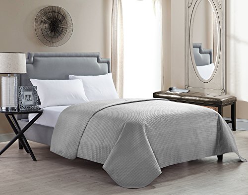 VCNY Gray Columbus Full/Queen Quilt, Full / Queen