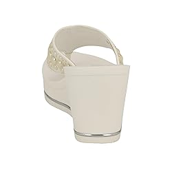 GUESS Women's Silus Wedge Sandal, White, 9.5