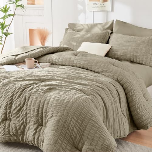 HYMOKEGE Oversized Queen Seersucker Comforter Set