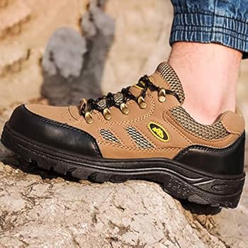 mujeres con botas de trabajo